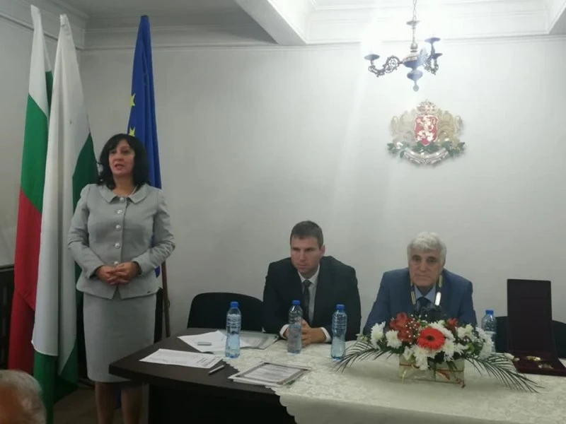 И този мандат председателка на Oбщинския съвет ще е Нина Димова