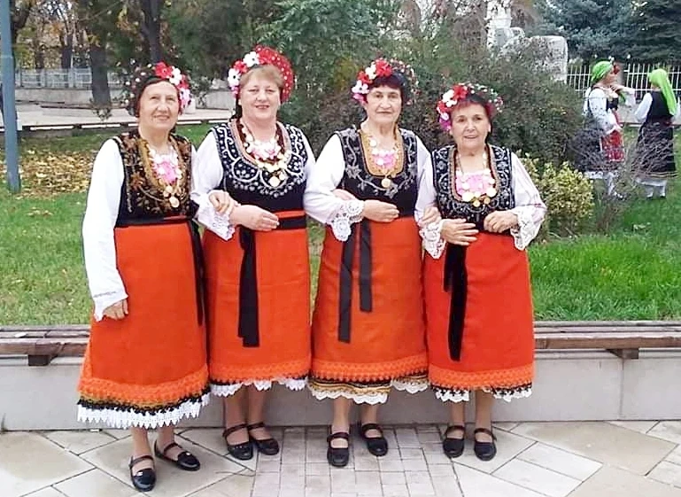 Отличия за наши фолклорни певици
