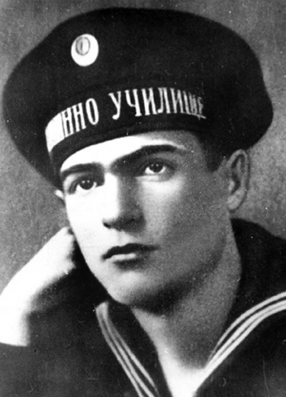 Професор капитан първи ранг о.р. Илия Пеев: Да се учреди държавна премия на името на Никола Вапцаров!