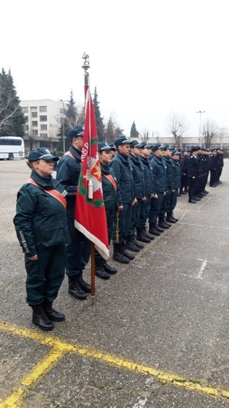 35 стажанти положиха клетва