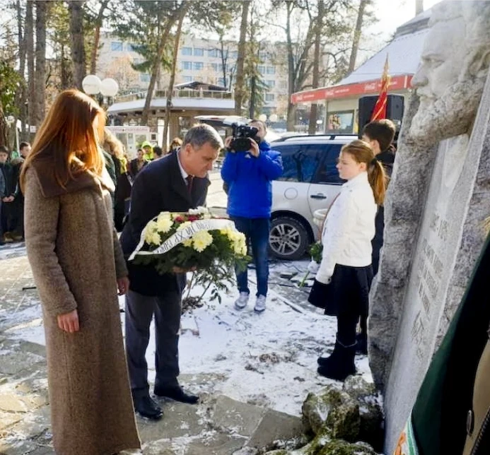 И във Велинград отбелязаха рождението на Христо Ботев