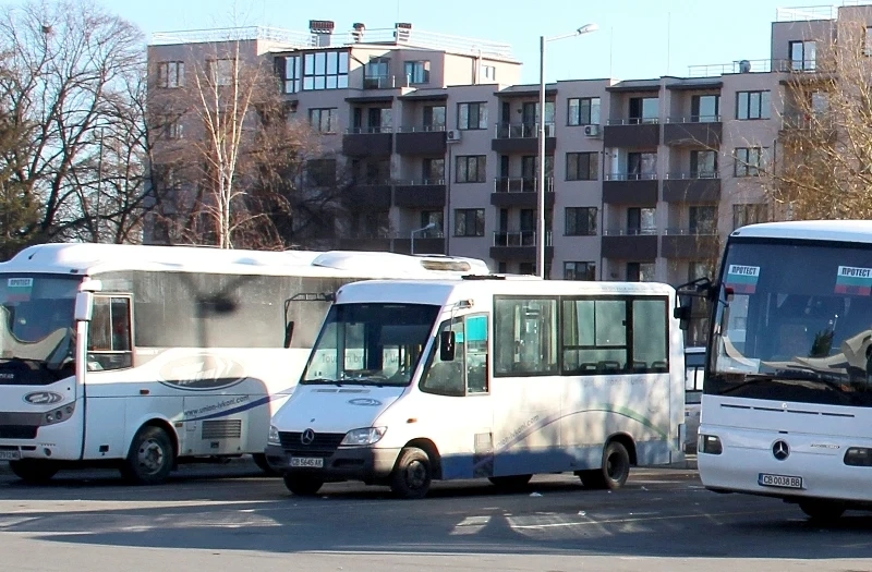 От понеделник блокират автобусния транспорт и в Пазарджишка област