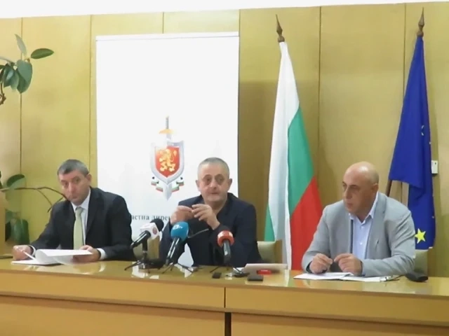 Срещу управителя на \