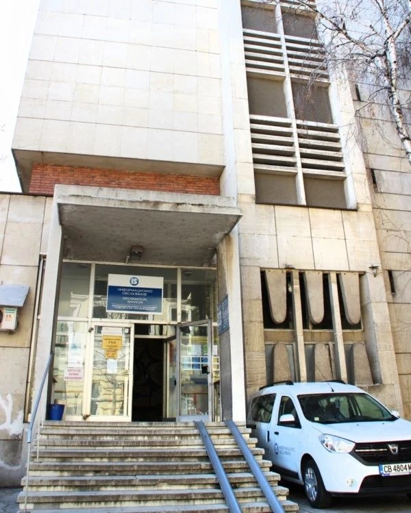 Административният съд започна масово отлагане на дела