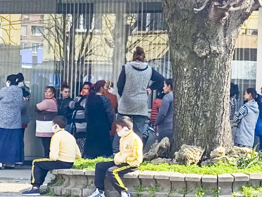 „Чужденци” се връщат за празниците, промушиха се под карантината