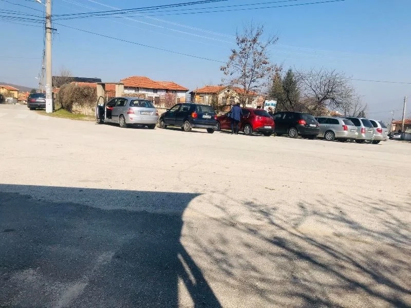 Удължава се извънредното работно време на кметства в община Пазарджик до 17,30 часа за хората, които нямат адресна регистрация в селата