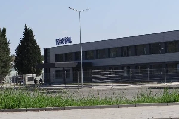 „Костал” спря работа, фабрика за водолазно оборудване бе пред спиране, но и днес отвори врати