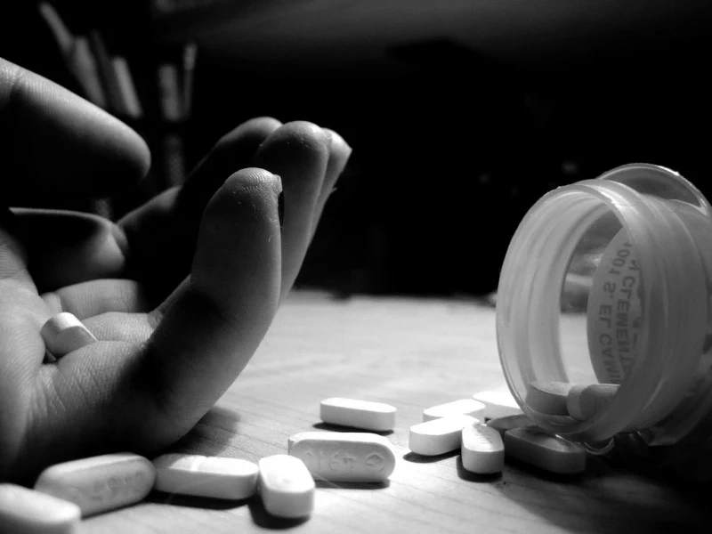 Спасиха 15-годишно момиче след опит за самоубийство