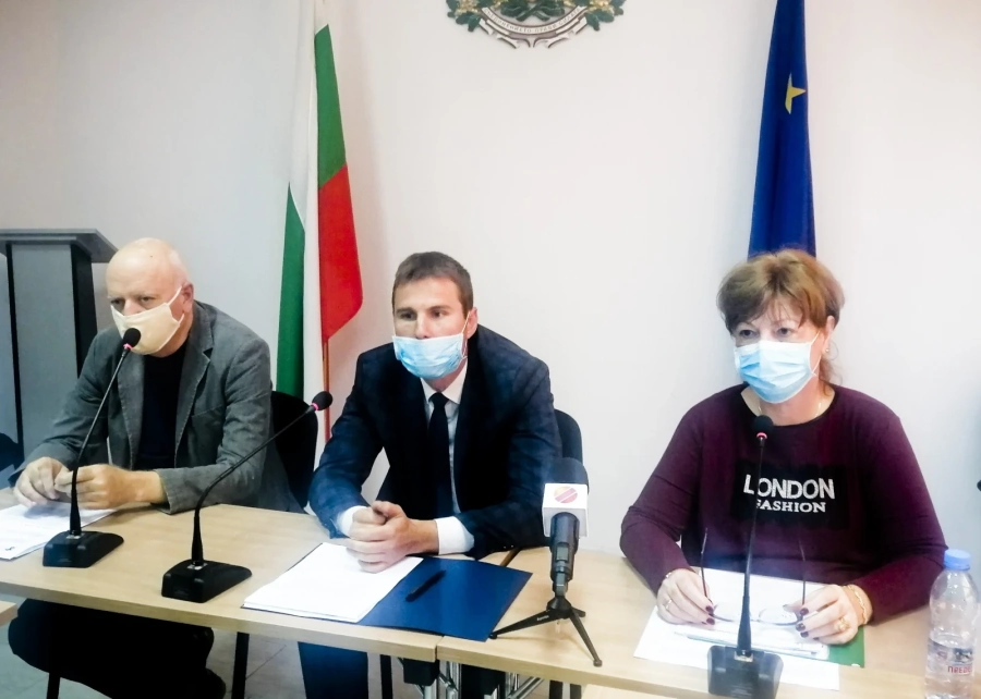До момента излекуваните от COVID-19 в областта са 13