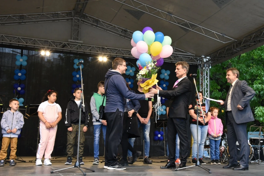 Първото бебе, родено в деня на Пазарджик тази година е Теодора Загорова