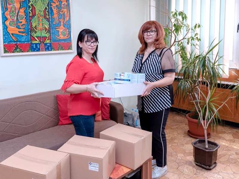 Съдия Мариана Шотева с лично дарение за ЦНСТ