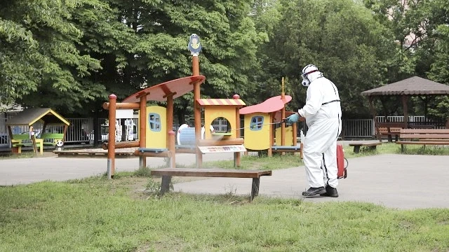 Какво не знаят родителите на деца в детски градини и училища?