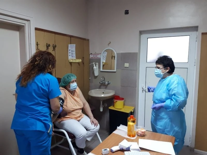Започна ваксинирането с втората пратка ваксини