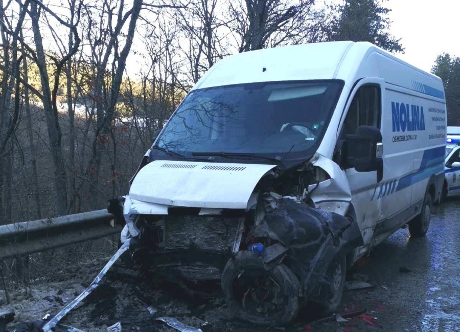 ПТП в дефилето, мъж изпаднал при удара