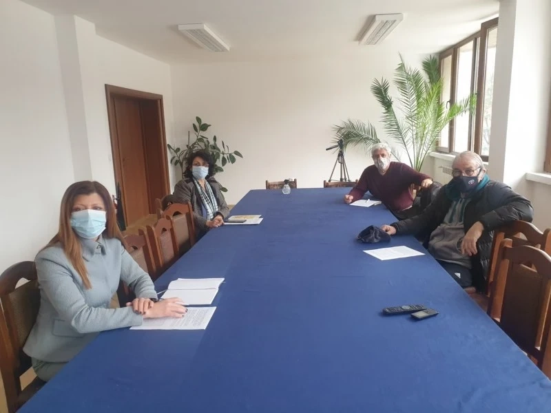 Проучват адаптивността на 18 лозови сорта към климата в района по проект