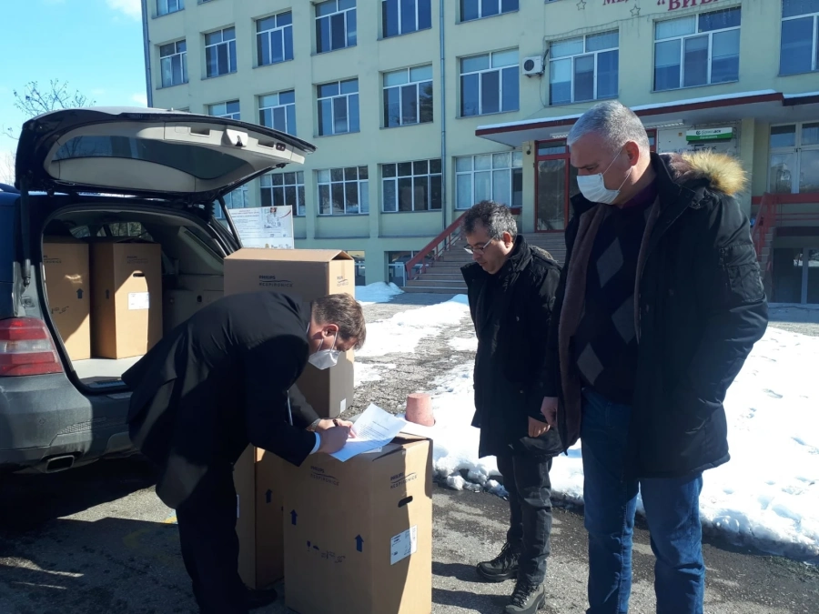 Три кислородни концентратора от МЗ за МБАЛ-Пазарджик