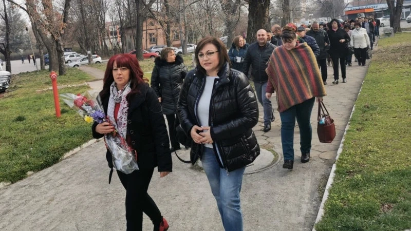 Нинова с обръщение към велинградчани заради болницата