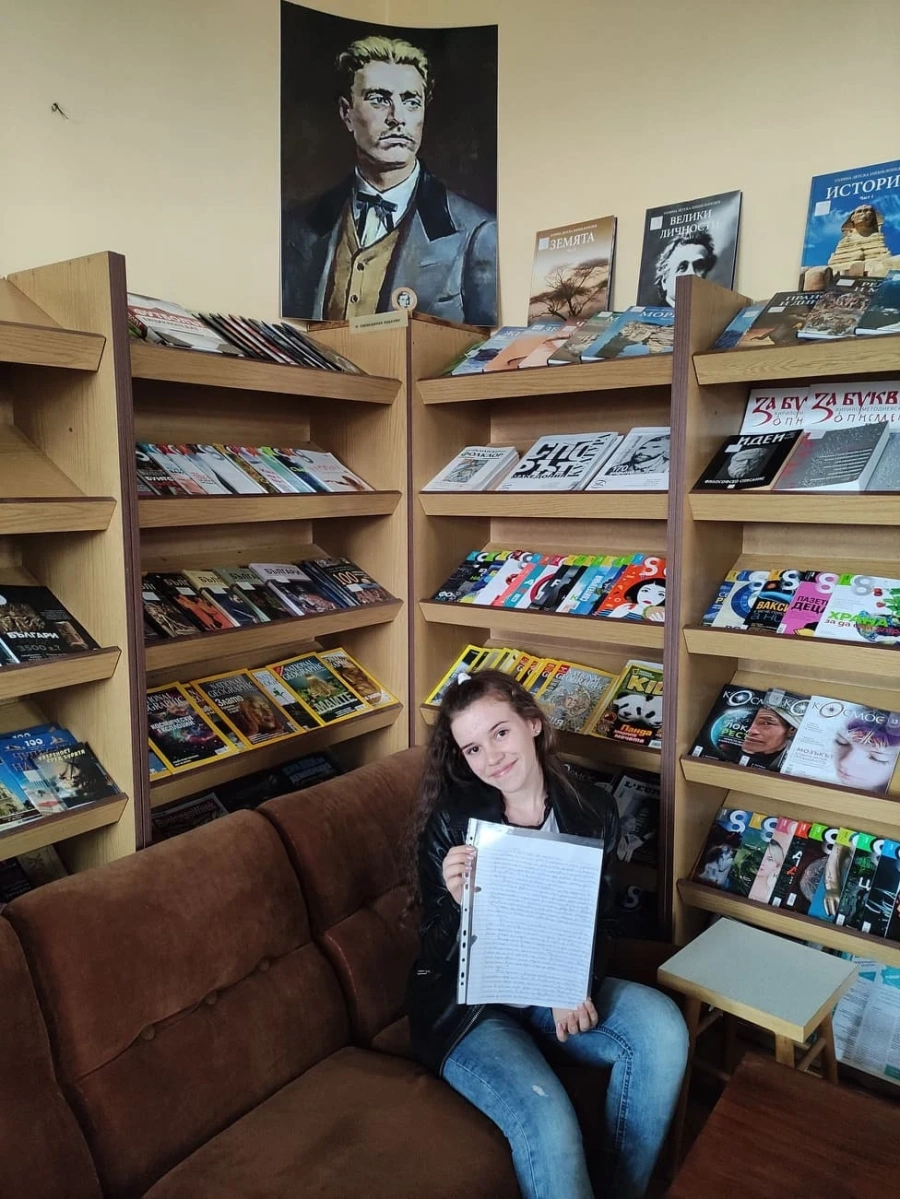 Деветокласничка написа „Приказка за книгата”