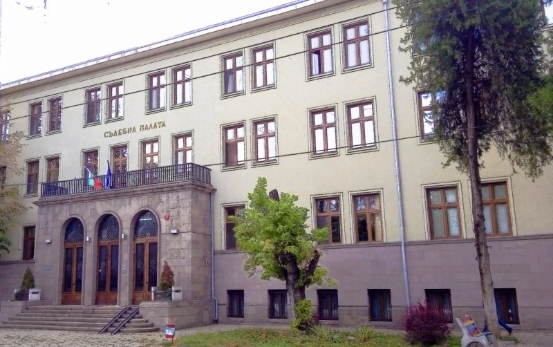Окръжният съд се отчете