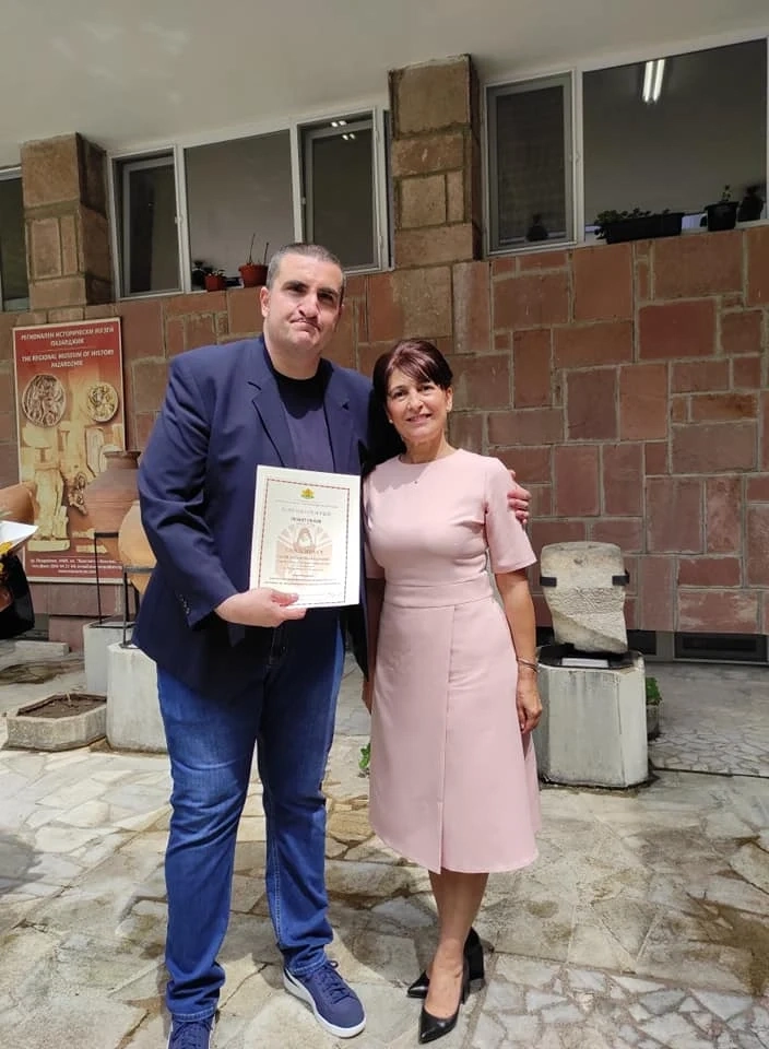 Учителят-блогър Илия Михайлов – с националната награда „Неофит Рилски”