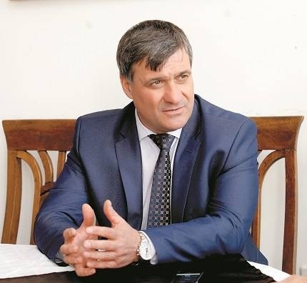 Кметът д-р Коев възобновява приемните си дни за граждани
