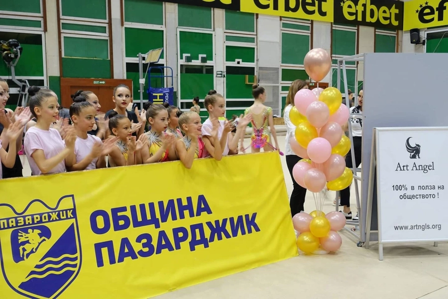 Фондация „Арт Ангел” и писателите наградиха грации на турнира „Диляна Прима”