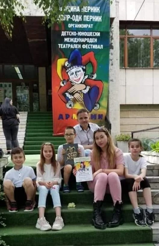 Младежки театър „Приятели“ - с награди от два фестивала