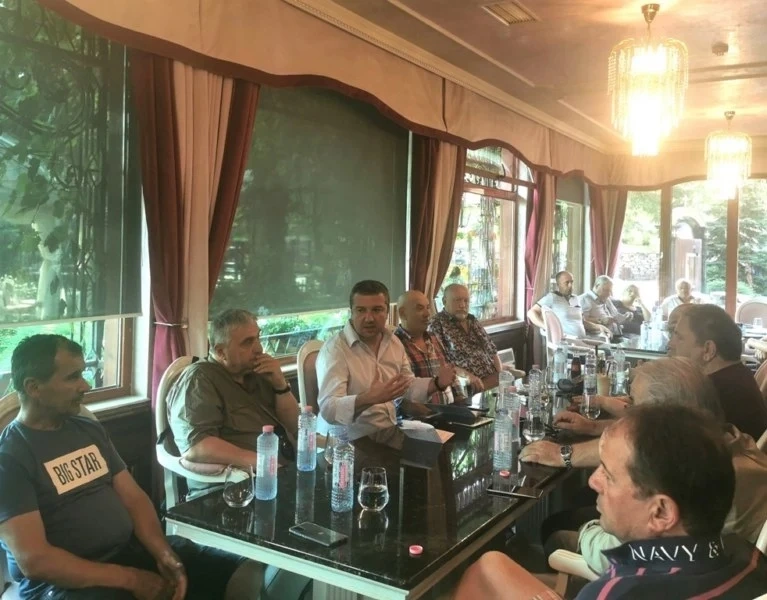 Във Велинград поискаха от Драгомир Стойнев държавни стимули и санкции за туристическите общини за състоянието на чистотата и инфраструктурата