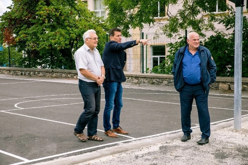 Учебната година в община Пазарджик започва присъствено