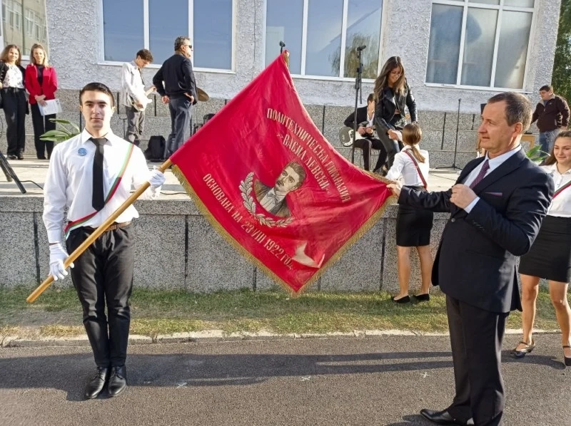 Най-старото училище в Чепинското корито става на 100 години