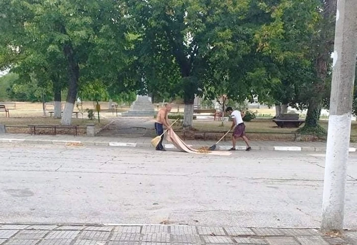 Есенното почистване на община Стрелча продължи в Смилец