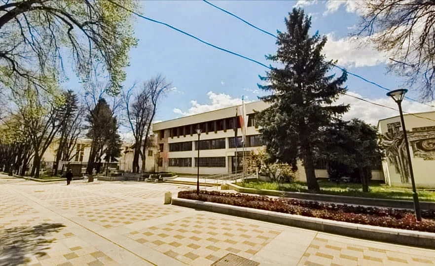 Кметът преустановява приемните си дни