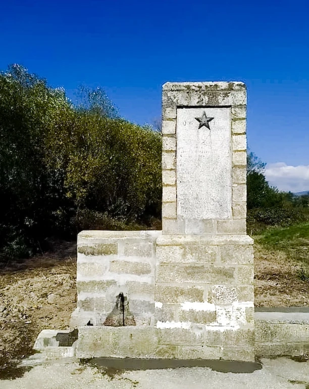 Общината ремонтира знакова чешма