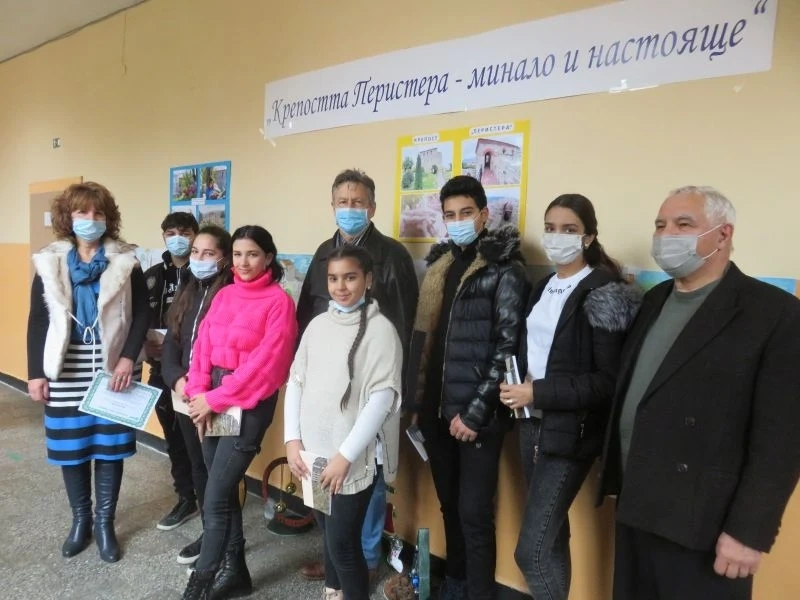 В Пещера изложбата „Крепостта Перистера - минало и настояще“ ще посрещне Коледа в ОУ„Любен Каравелов“