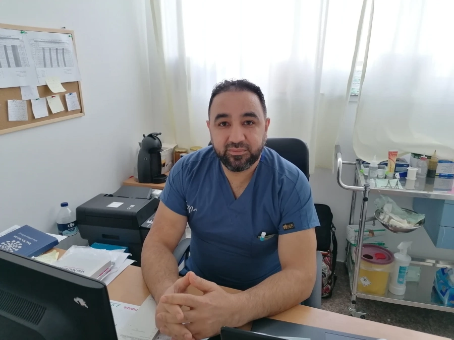 Д-р Ганум извършва безплатни онлайн консултации на пациенти с коксартроза и гонартроза