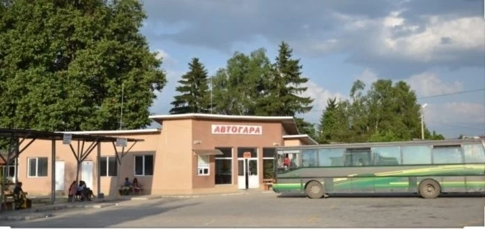 По спешност във Велинград сключват договор за обществен превоз без конкурс