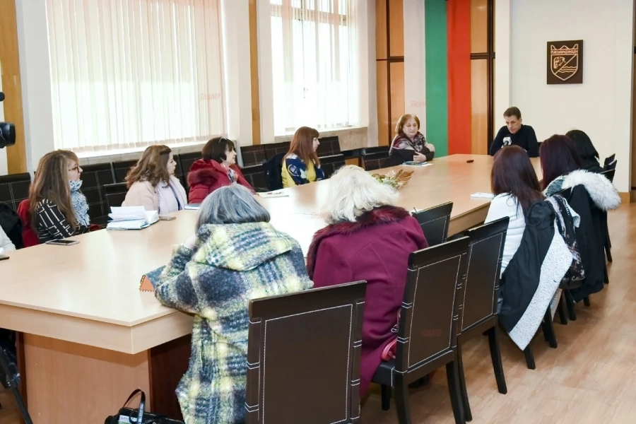 Кметът Попов: Безплатни ще са подготвителните групи в детските градини през 2022 година