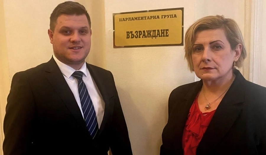 За пътя от Брацигово до Фотиново Таслаков и Гунчева от “Възраждане“ питат министър Караджов