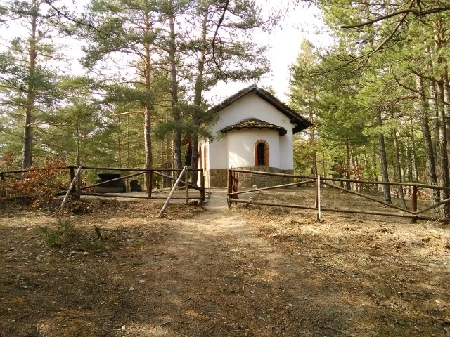 Апаш многократно краде от параклис, спипаха го