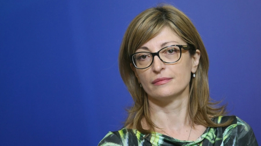 Екатерина Захариева предложи увеличение на капиталовите разходи на общините от областта