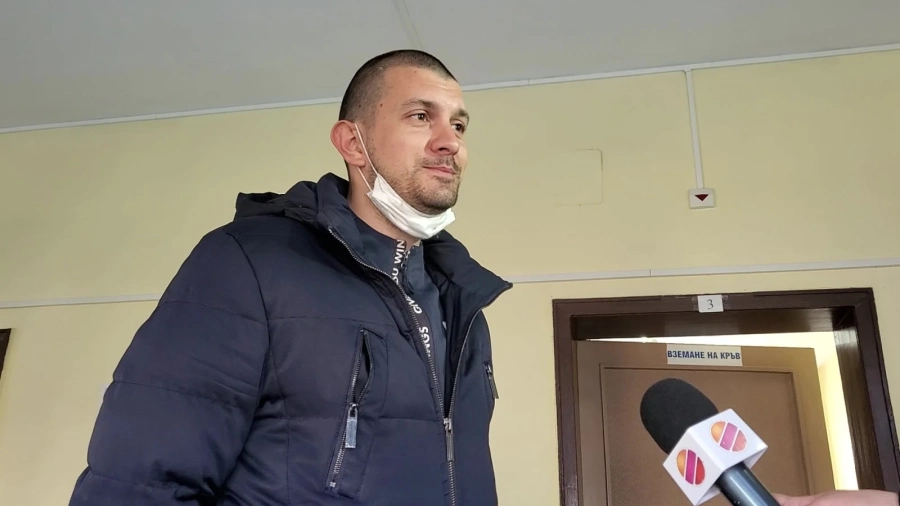 Учител от СУ „Димитър Гачев“ е първият доброволен кръводарител след апела на МБАЛ-Пазарджик