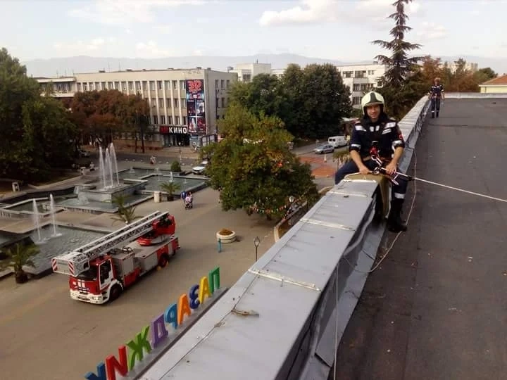 Натоварено денонощие за огнеборците в областта