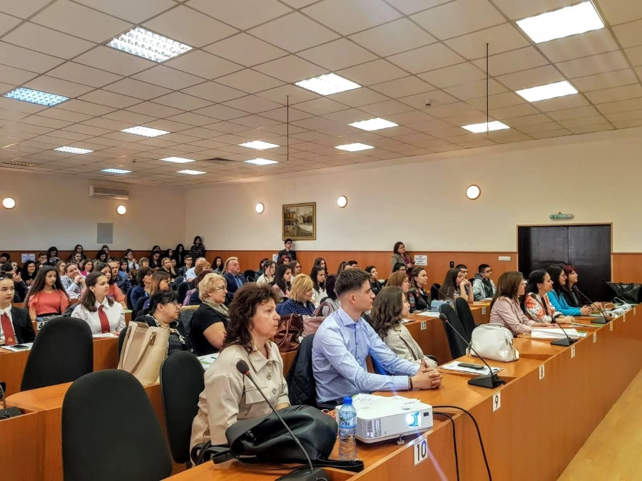 Огънят на познанието пламва на Третата областна ученическа конференция