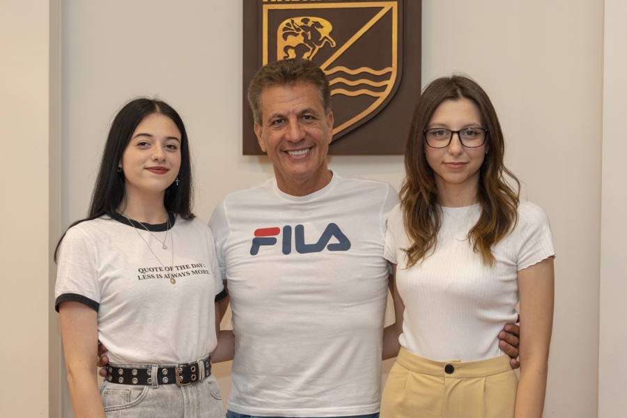 Кметът Попов обеща подкрепа на младежите от Клуб ”Дебати” и ги поздрави