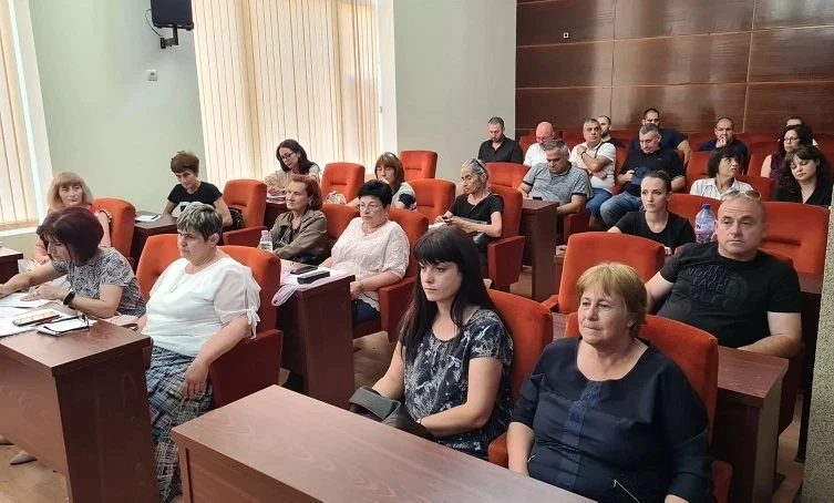 В Пещера проведоха информационна среща за подкрепа на местните инициативи
