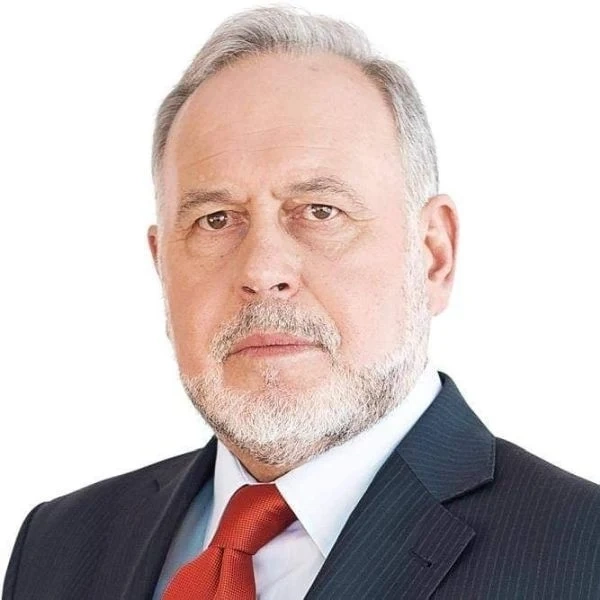 Славчо Велков регистрира листата на Движение на непартийните кандидати