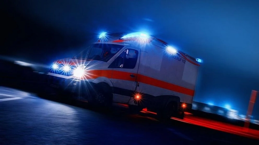 Двама с фрактури пред дискотека в Панагюрище в две поредни нощи