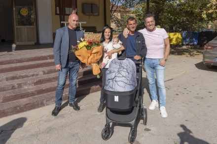 Кметът Попов към младо семейство с трето дете: Община Пазарджик ще предложи стимули и облекчения за семействата с повече от две деца