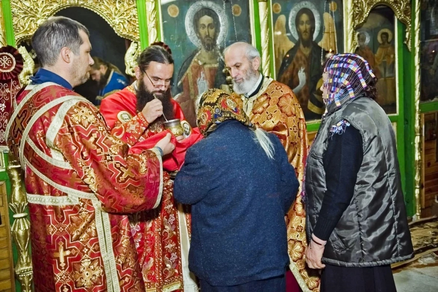 Храмът в село Варвара празнува паметта на патрона си Великомъченица Варвара