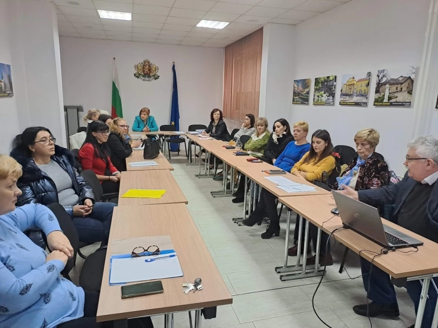 Готова е областната аптечна карта